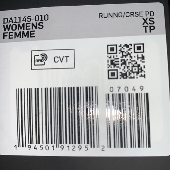 Brand new with tags. Nike Womens Swoosh Logo Active Running 7/8 Leggings - Picture 7 of 7